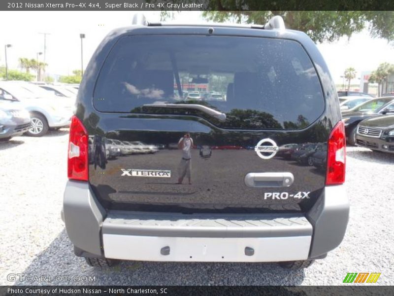  2012 Xterra Pro-4X 4x4 Super Black