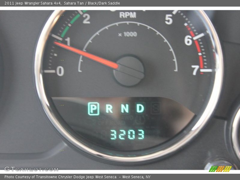 Sahara Tan / Black/Dark Saddle 2011 Jeep Wrangler Sahara 4x4