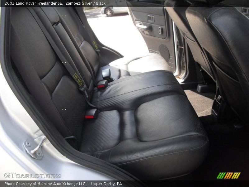 Zambezi Silver / Black 2002 Land Rover Freelander SE