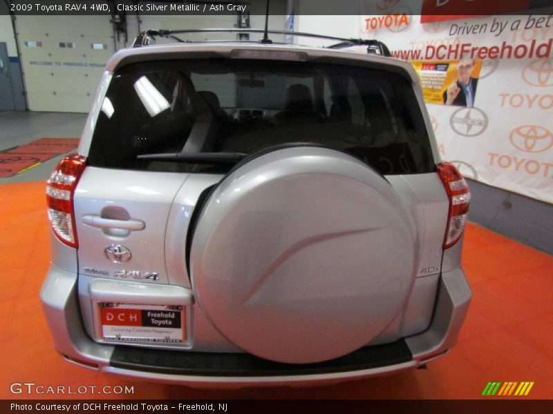 Classic Silver Metallic / Ash Gray 2009 Toyota RAV4 4WD