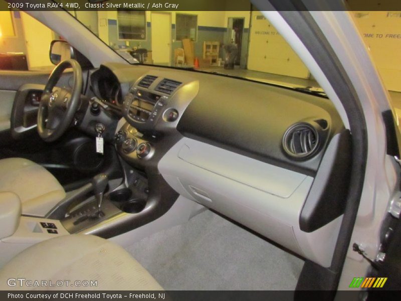 Classic Silver Metallic / Ash Gray 2009 Toyota RAV4 4WD