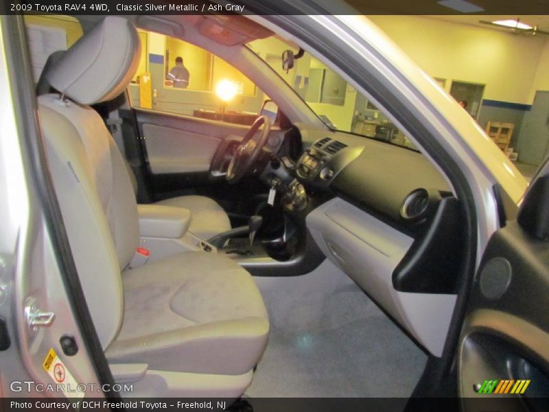 Classic Silver Metallic / Ash Gray 2009 Toyota RAV4 4WD