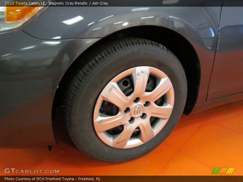 Magnetic Gray Metallic / Ash Gray 2010 Toyota Camry LE