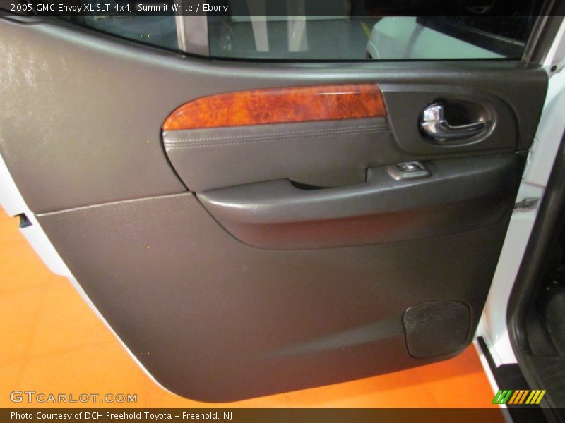 Summit White / Ebony 2005 GMC Envoy XL SLT 4x4