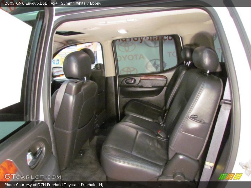 Summit White / Ebony 2005 GMC Envoy XL SLT 4x4