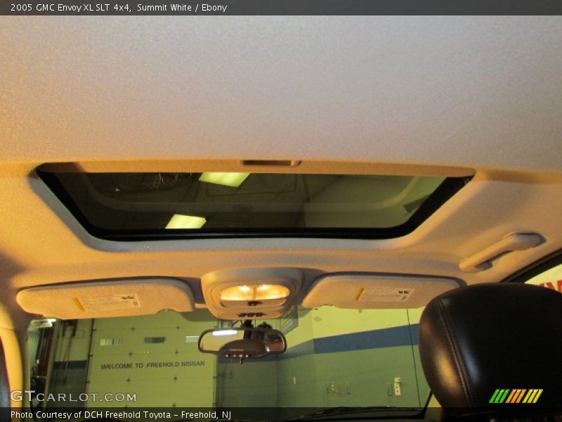 Summit White / Ebony 2005 GMC Envoy XL SLT 4x4