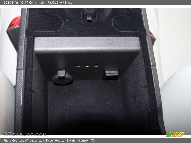Pacific Sky / Stone 2010 Infiniti G 37 Convertible