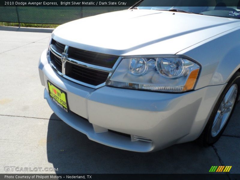 Bright Silver Metallic / Dark Slate Gray 2010 Dodge Avenger Express
