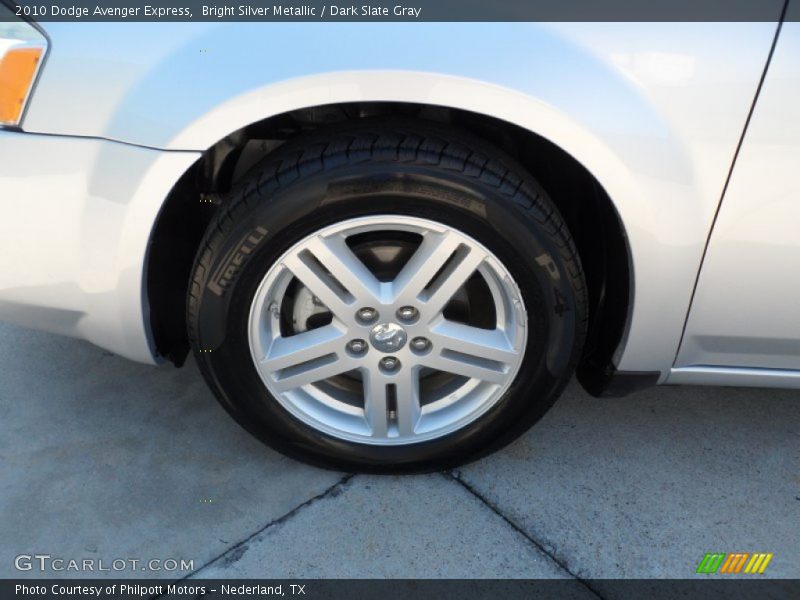 Bright Silver Metallic / Dark Slate Gray 2010 Dodge Avenger Express