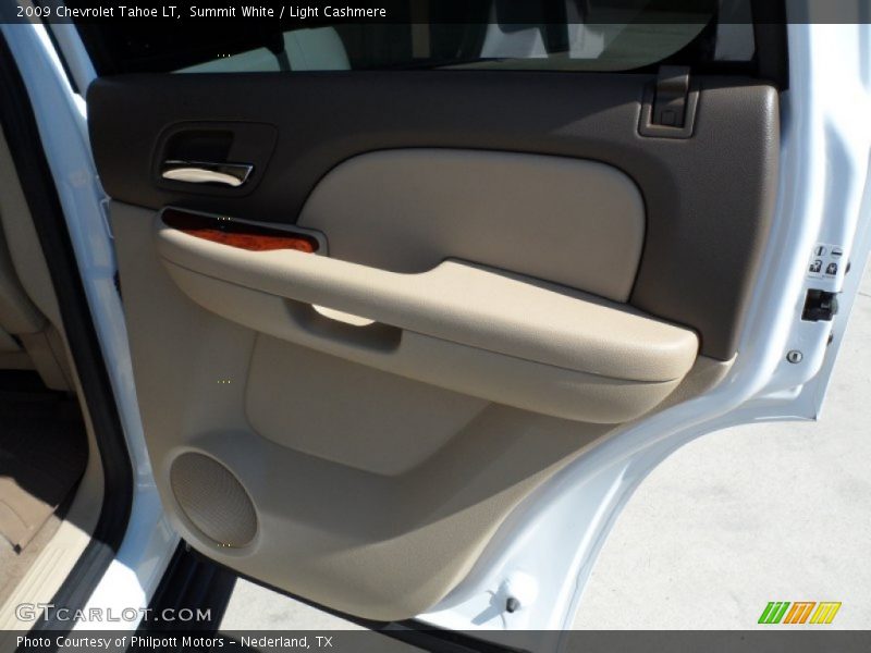 Summit White / Light Cashmere 2009 Chevrolet Tahoe LT