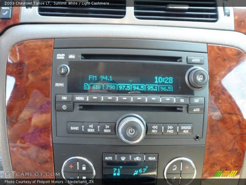 Summit White / Light Cashmere 2009 Chevrolet Tahoe LT