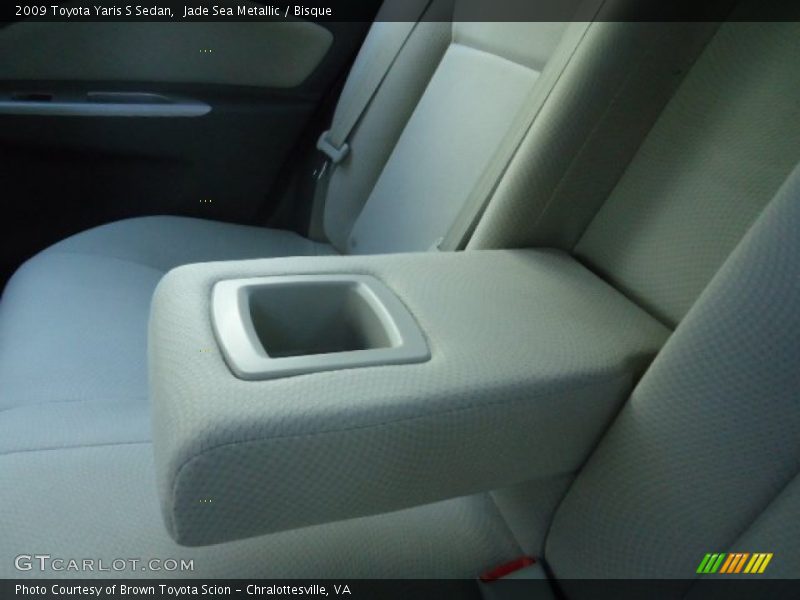Jade Sea Metallic / Bisque 2009 Toyota Yaris S Sedan