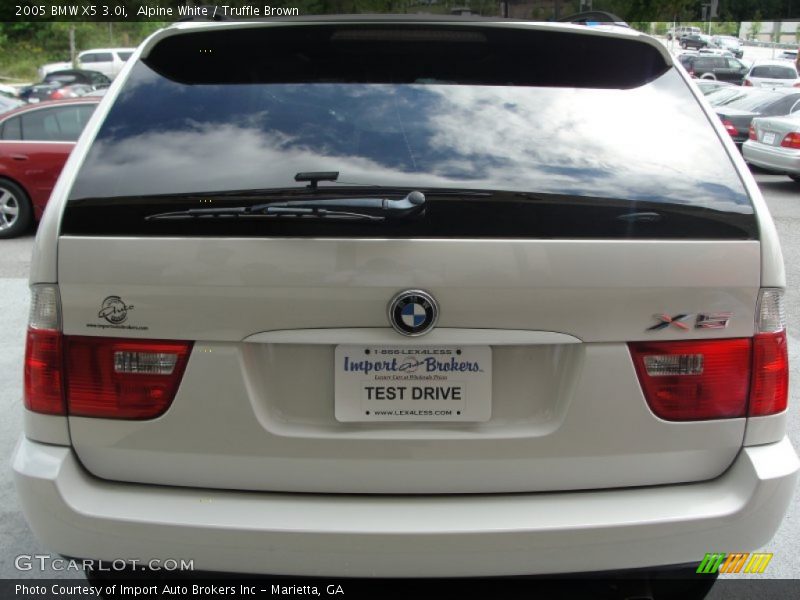 Alpine White / Truffle Brown 2005 BMW X5 3.0i