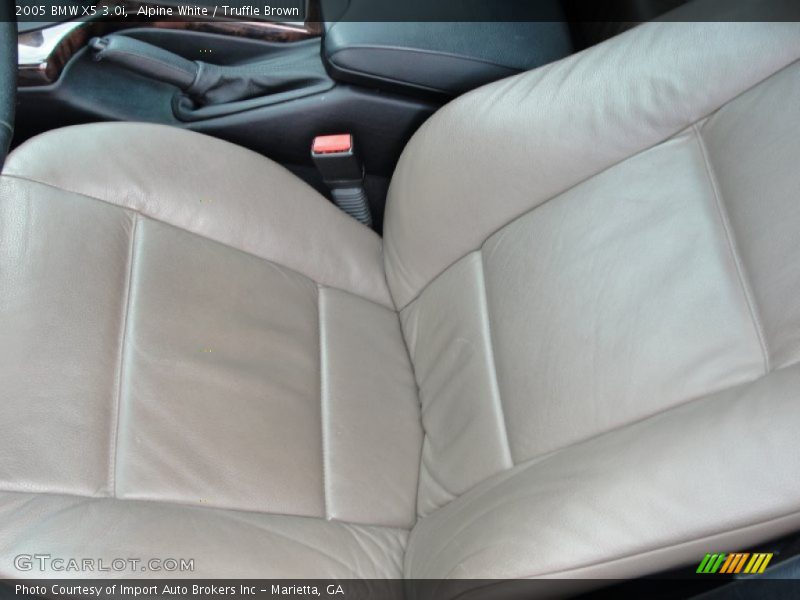 Alpine White / Truffle Brown 2005 BMW X5 3.0i