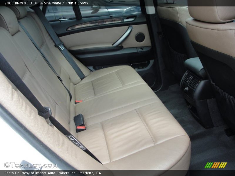 Alpine White / Truffle Brown 2005 BMW X5 3.0i