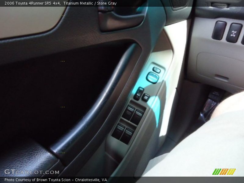 Titanium Metallic / Stone Gray 2006 Toyota 4Runner SR5 4x4