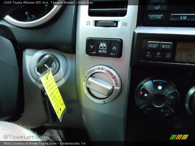 Titanium Metallic / Stone Gray 2006 Toyota 4Runner SR5 4x4