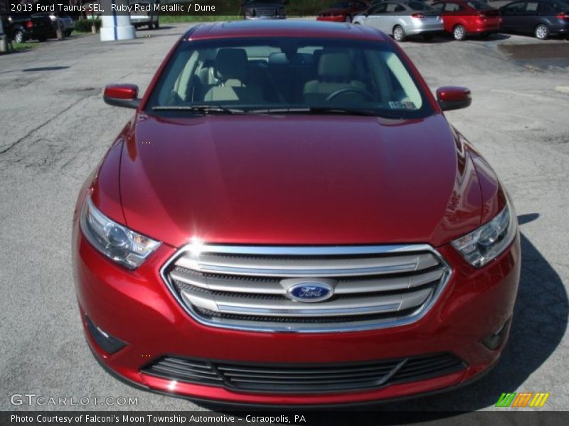  2013 Taurus SEL Ruby Red Metallic