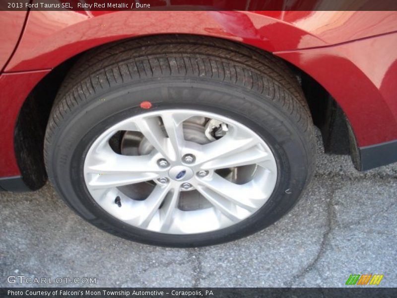  2013 Taurus SEL Wheel