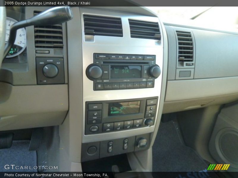 Black / Khaki 2005 Dodge Durango Limited 4x4