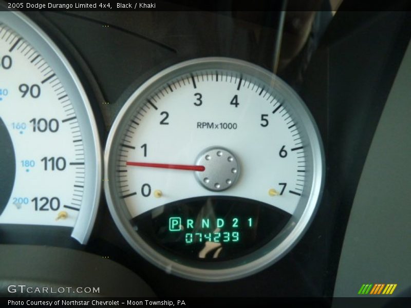 Black / Khaki 2005 Dodge Durango Limited 4x4