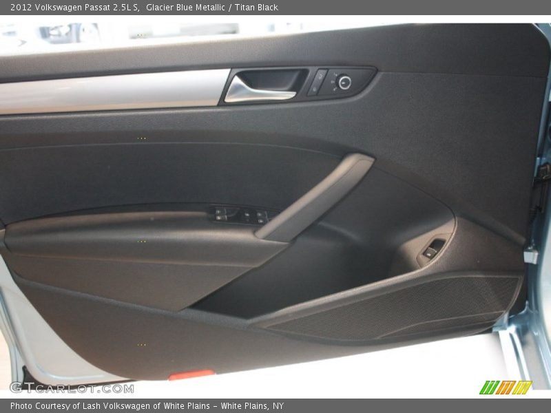 Glacier Blue Metallic / Titan Black 2012 Volkswagen Passat 2.5L S