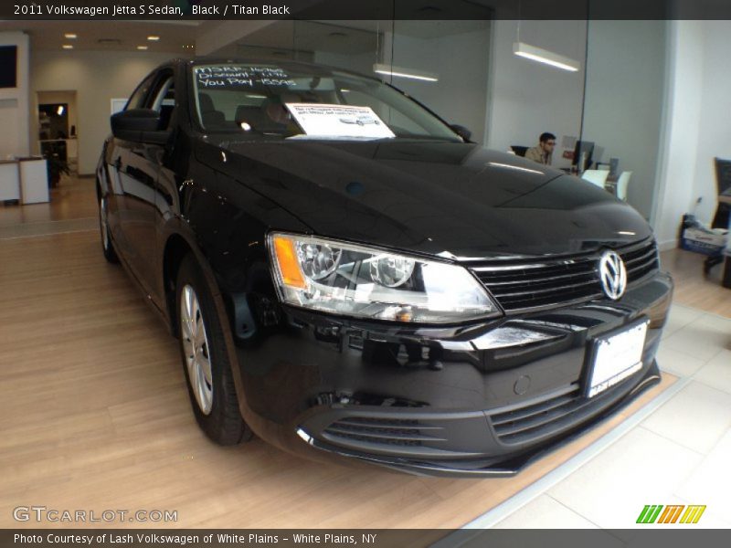Black / Titan Black 2011 Volkswagen Jetta S Sedan