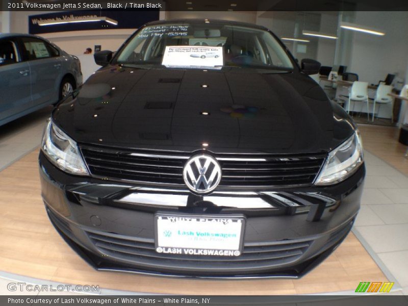 Black / Titan Black 2011 Volkswagen Jetta S Sedan