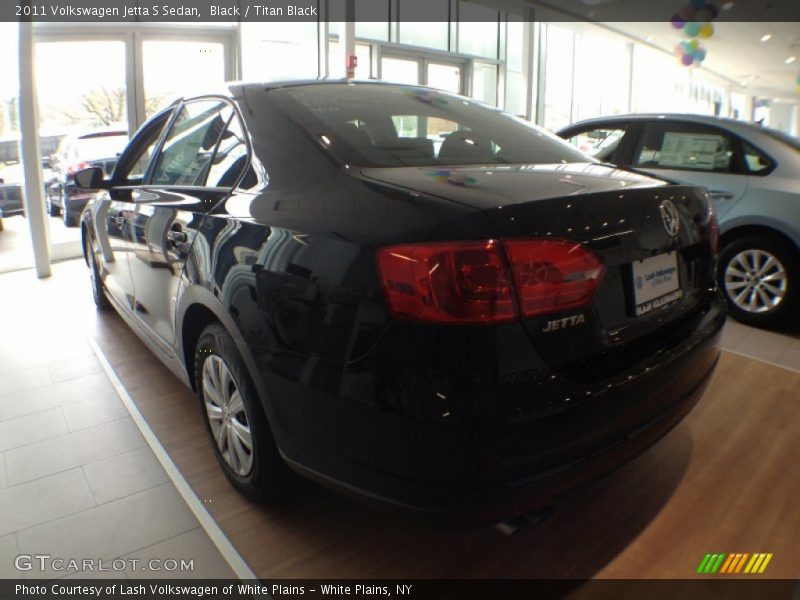 Black / Titan Black 2011 Volkswagen Jetta S Sedan