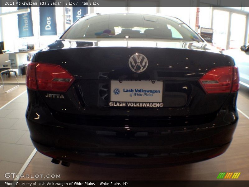 Black / Titan Black 2011 Volkswagen Jetta S Sedan
