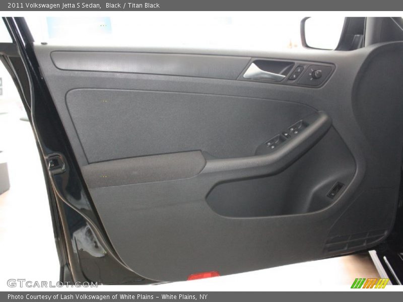 Black / Titan Black 2011 Volkswagen Jetta S Sedan