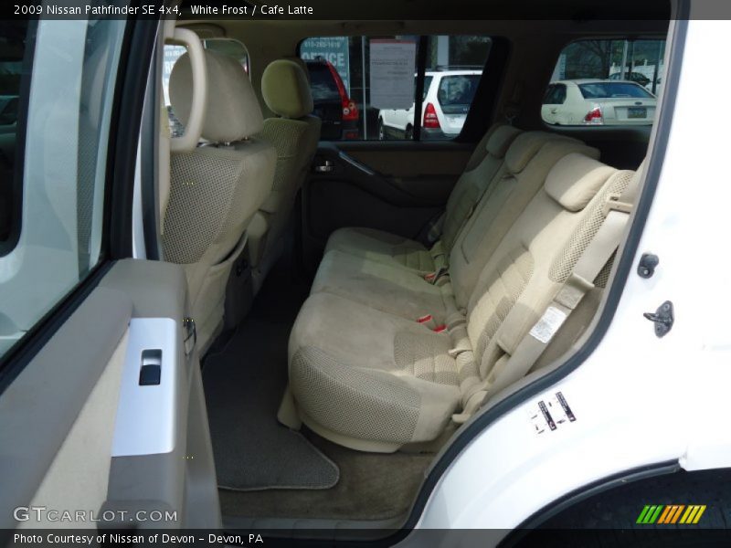 White Frost / Cafe Latte 2009 Nissan Pathfinder SE 4x4