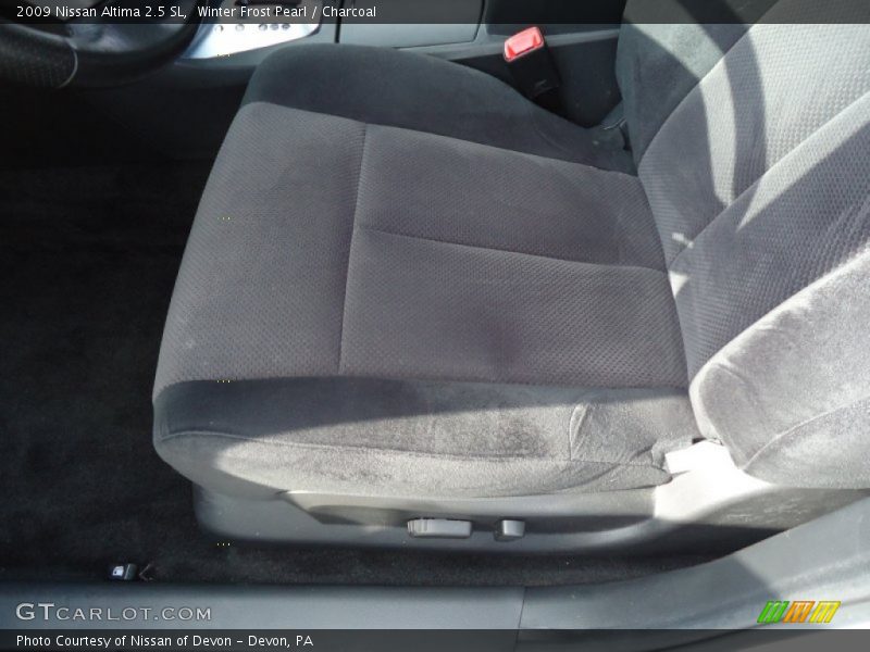Winter Frost Pearl / Charcoal 2009 Nissan Altima 2.5 SL