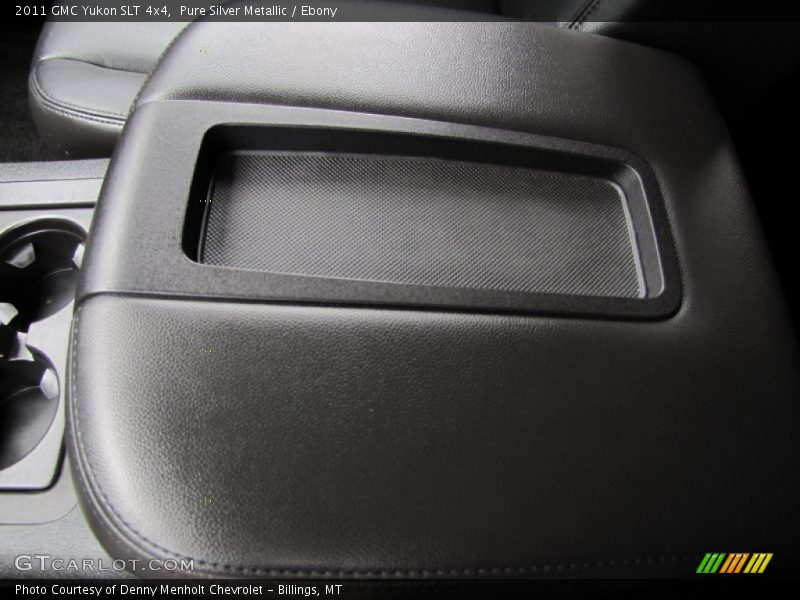 Pure Silver Metallic / Ebony 2011 GMC Yukon SLT 4x4