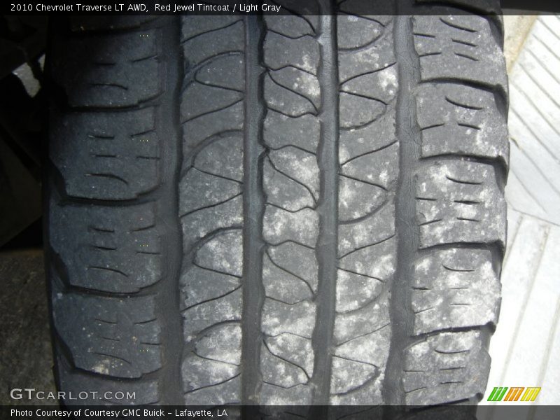 Red Jewel Tintcoat / Light Gray 2010 Chevrolet Traverse LT AWD