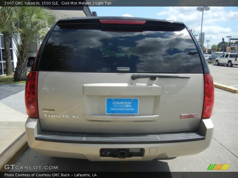Gold Mist Metallic / Light Tan 2007 GMC Yukon XL 1500 SLE
