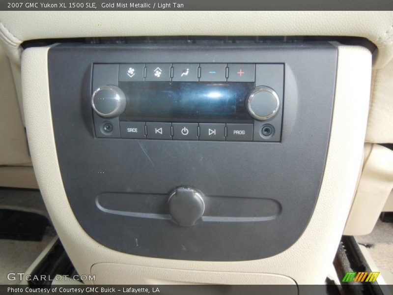 Gold Mist Metallic / Light Tan 2007 GMC Yukon XL 1500 SLE