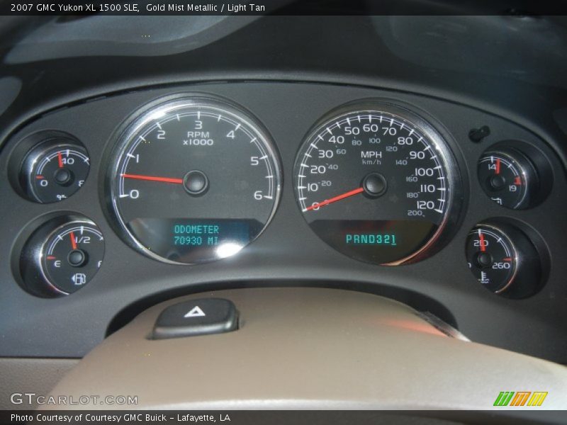 Gold Mist Metallic / Light Tan 2007 GMC Yukon XL 1500 SLE