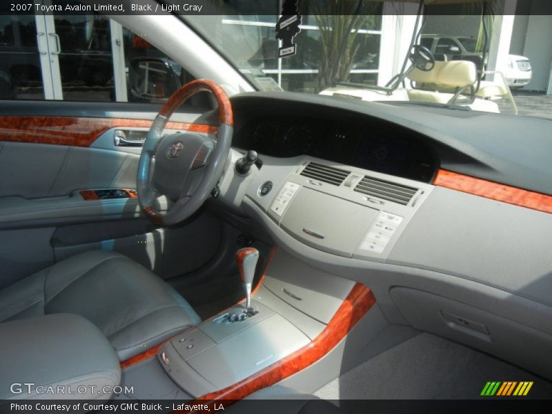 Black / Light Gray 2007 Toyota Avalon Limited