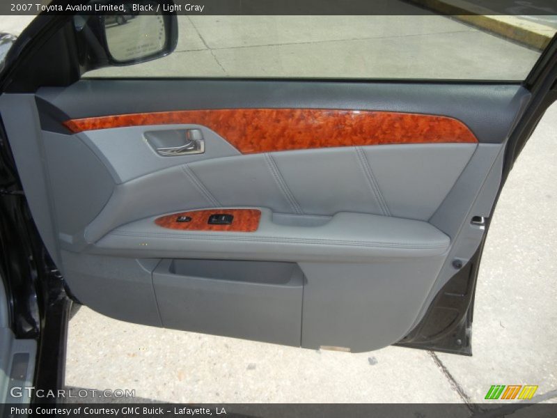 Black / Light Gray 2007 Toyota Avalon Limited
