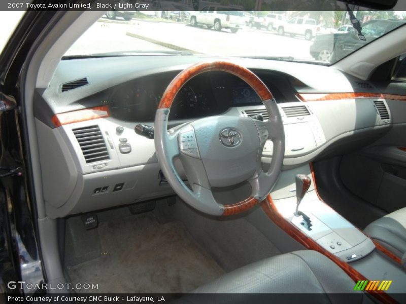 Black / Light Gray 2007 Toyota Avalon Limited