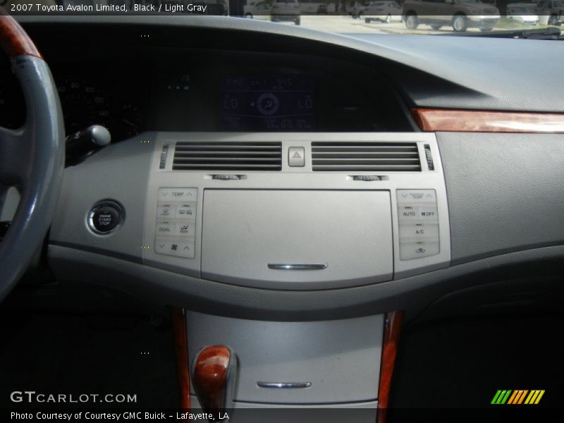Black / Light Gray 2007 Toyota Avalon Limited