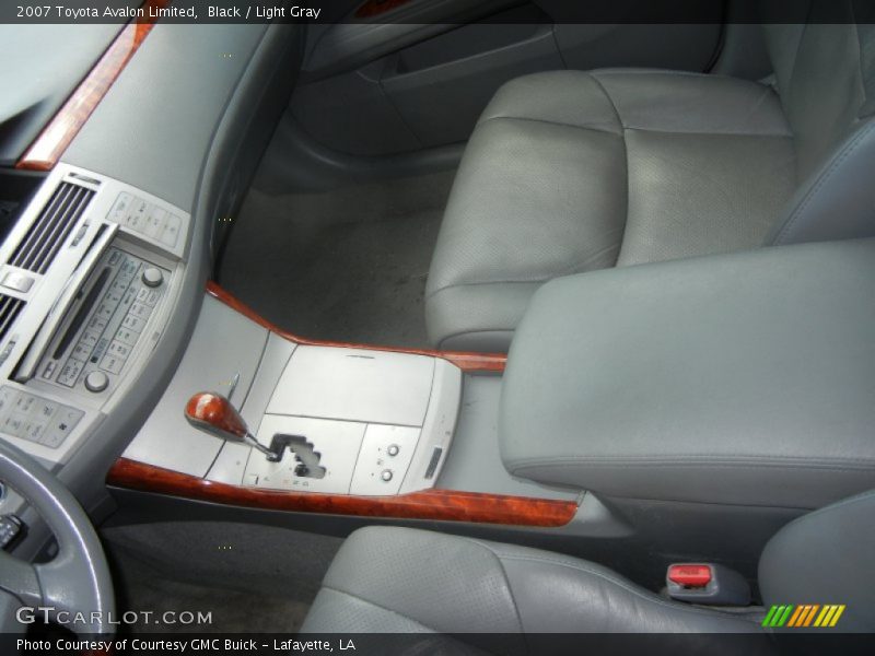 Black / Light Gray 2007 Toyota Avalon Limited