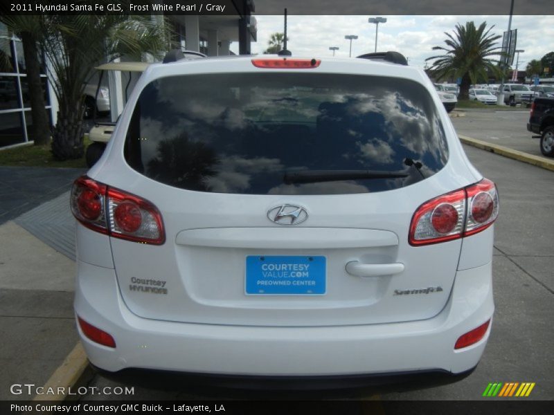 Frost White Pearl / Gray 2011 Hyundai Santa Fe GLS