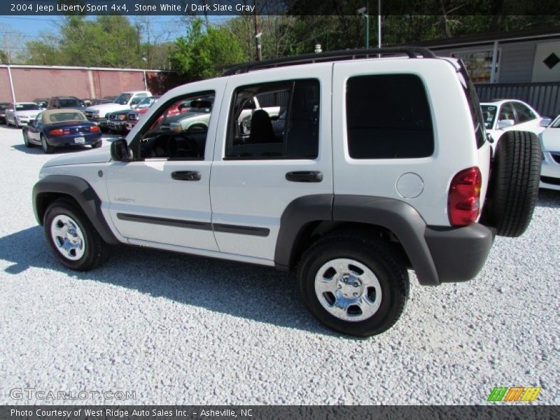 Stone White / Dark Slate Gray 2004 Jeep Liberty Sport 4x4