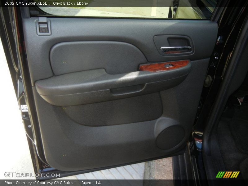 Onyx Black / Ebony 2009 GMC Yukon XL SLT