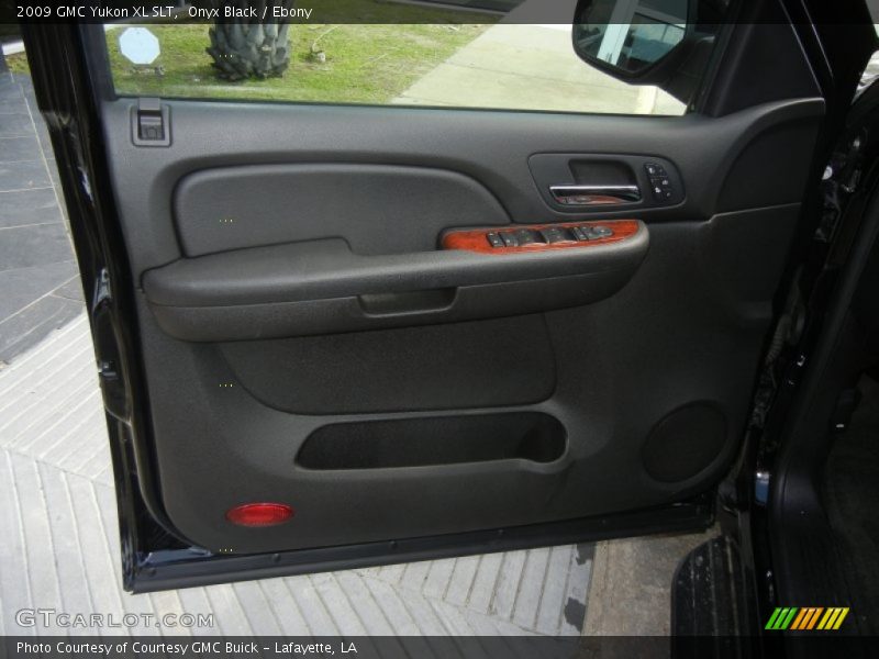Onyx Black / Ebony 2009 GMC Yukon XL SLT