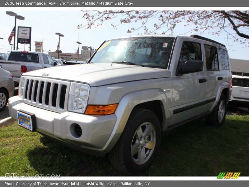 Bright Silver Metallic / Medium Slate Gray 2006 Jeep Commander 4x4