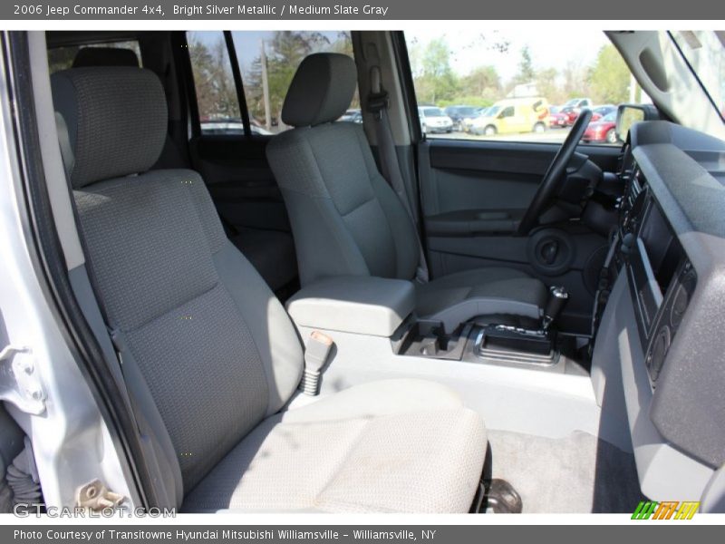 Bright Silver Metallic / Medium Slate Gray 2006 Jeep Commander 4x4