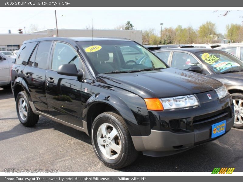 Black Onyx / Gray 2005 Saturn VUE